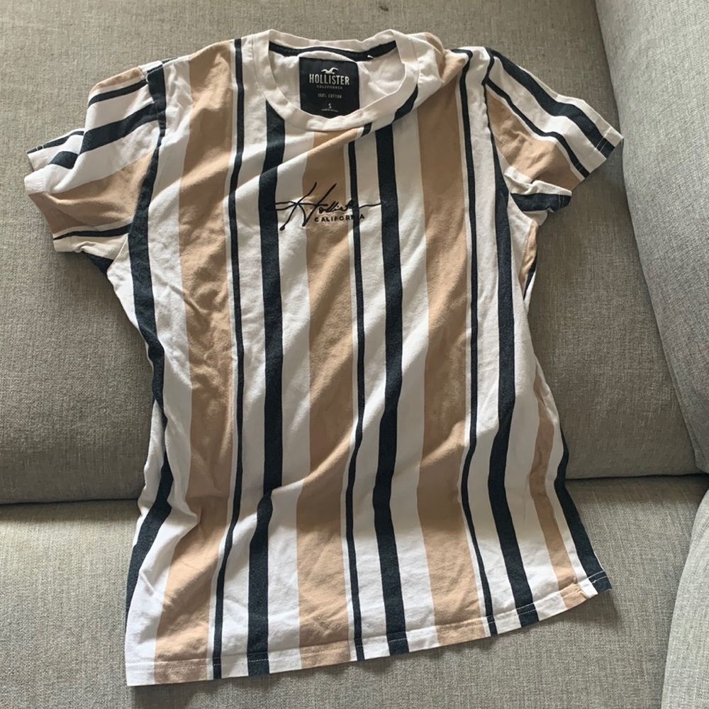 Hollister shirt